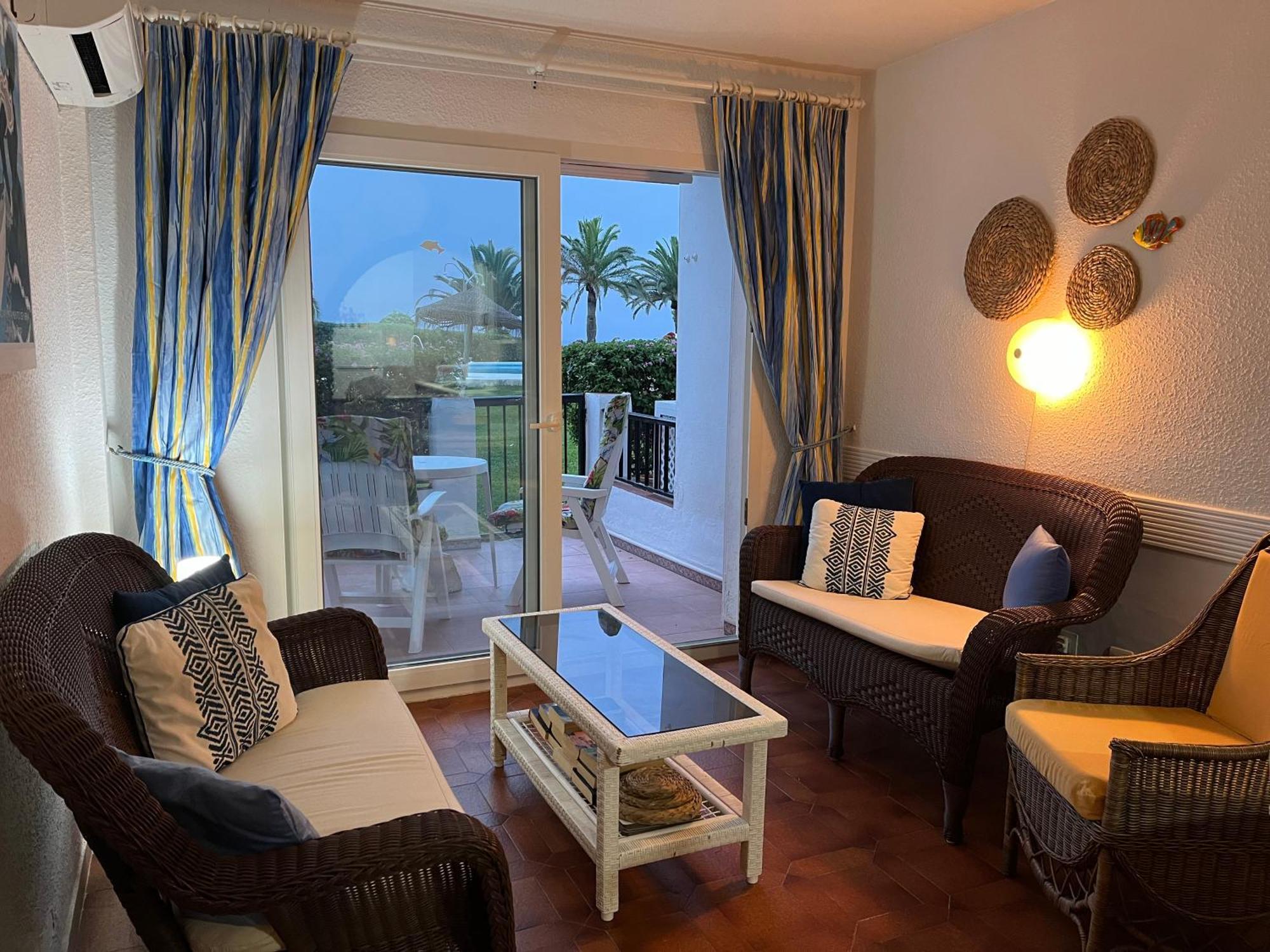 Sea & Pool View Garden Palmeras Appartamento